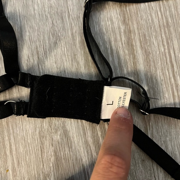 Lingerie bra size L - Picture 2 of 2